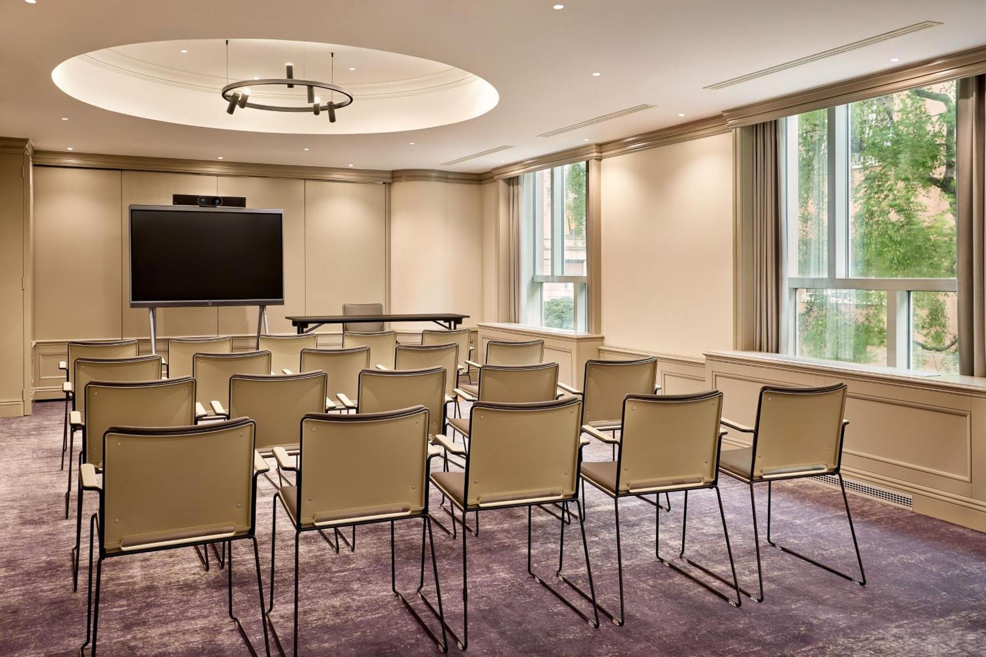 โรงแรมเชอราตัน ซาเกรบ ซาเกร็บ ภายนอก รูปภาพ Meeting room